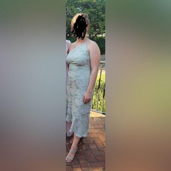 NWOT Lulus Sweet and Stylish Green Floral Jacquard One-Shoulder Midi Dress - Picture 9 of 9